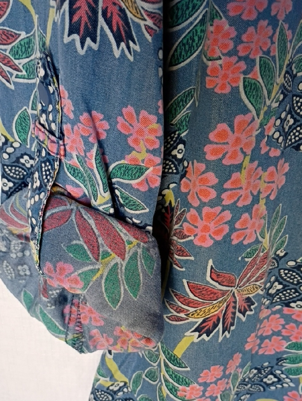intro. Love The Fit Women's Shirt Button-Front with Pink Blooms Size XL - Picture 10 of 10